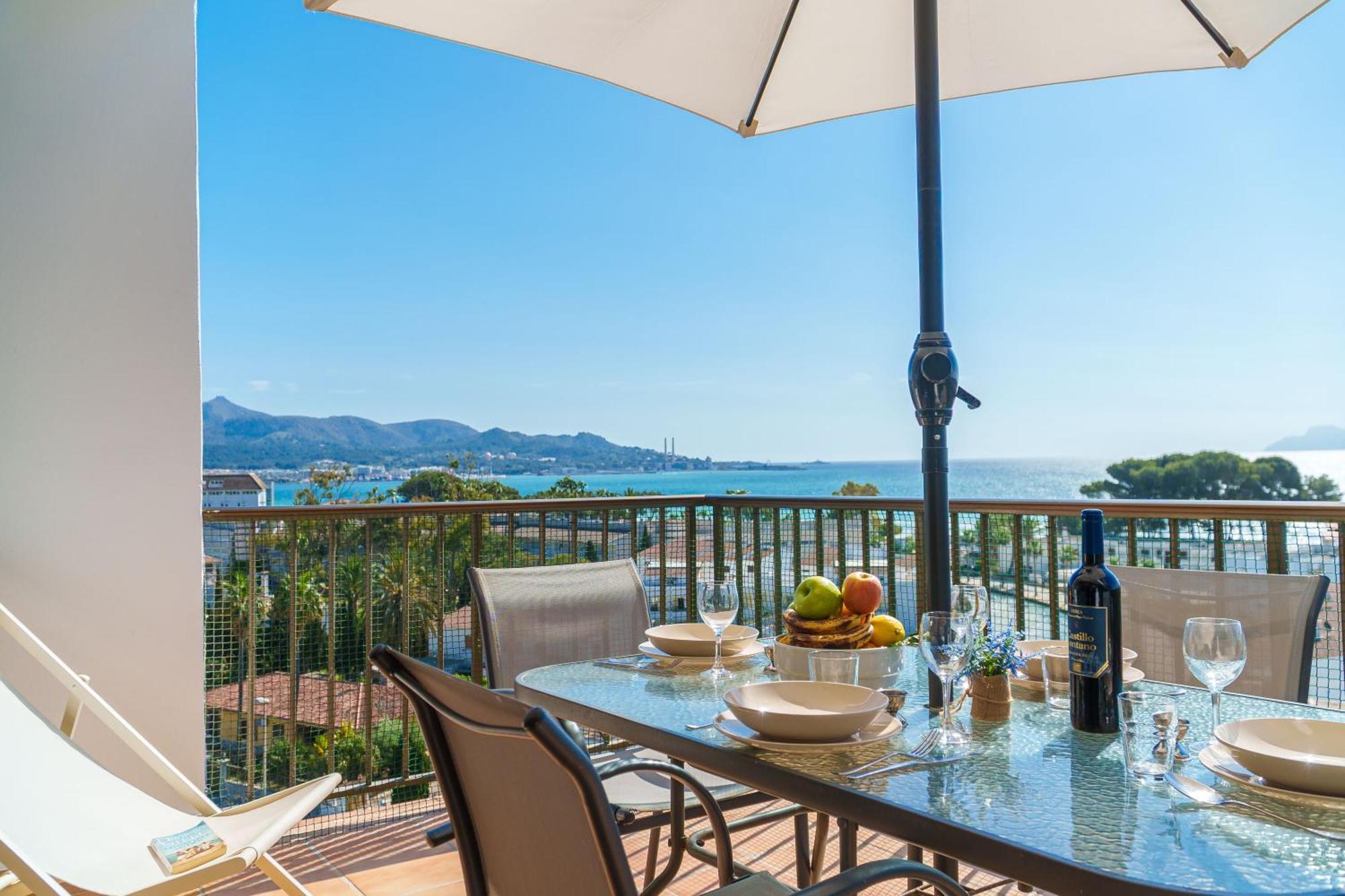 Apartment The Shell Ii, Beach Views And Pool Alcudia  Exterior photo
